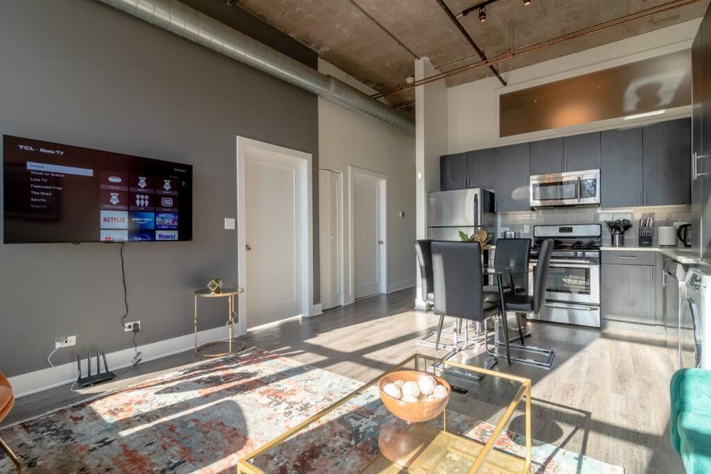 Spacious 2Br Vacation Rental With City View, Optional Parking And Gym Near Mccormick Place & Downtown Chicago Attractions 외부 사진